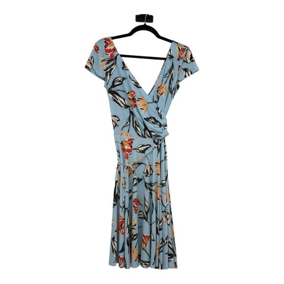Maggy London Light Blue Floral Wrap Midi Dress size 4 - Picture 2 of 16